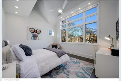 2107 W Bradley Place, Chicago, IL 60618 - Photo 39