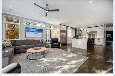 2107 W Bradley Place, Chicago, IL 60618 - Photo 23