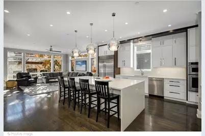 2107 W Bradley Place, Chicago, IL 60618 - Photo 13