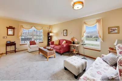 330 Martin Drive, Woodstock, IL 60098 - Photo 7