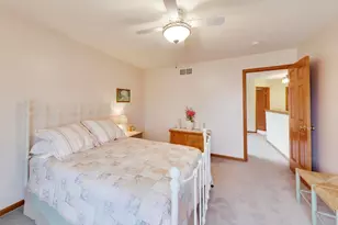 330 Martin Dr, Woodstock, IL 60098 - Photo 29