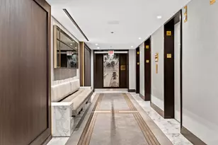 180 E Pearson St, Chicago, IL 60611 - Photo 3