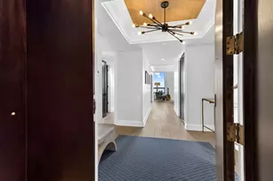 180 E Pearson St, Chicago, IL 60611 - Photo 5