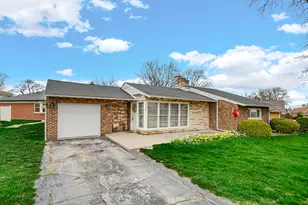 920 Theresa Ln, Chicago Heights, IL 60411 - Photo 19