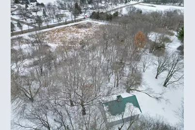 1441 W Fairview Road, Freeport, IL 61032 - Photo 9