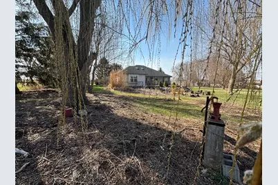 12421 Olson Road, Caledonia, IL 61011 - Photo 15