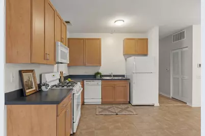 915 S Lytle Street #102, Chicago, IL 60607 - Photo 9