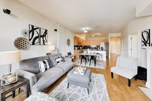 1001 W Madison St, Chicago, IL 60607 - Photo 7