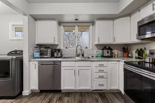 28 Lange Ave, Savoy, IL 61874 - Photo 11