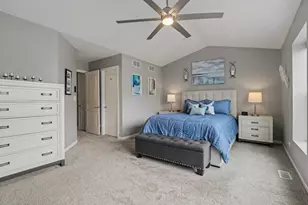 102 Devoe Dr, Oswego, IL 60543 - Photo 17