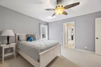 9025 Darien Woods Court, Darien, IL 60561 - Photo 25