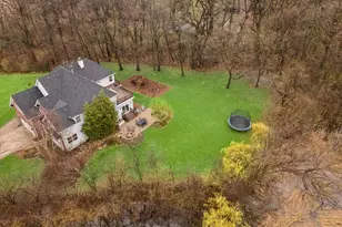 9025 Darien Woods Ct, Darien, IL 60561 - Photo 35