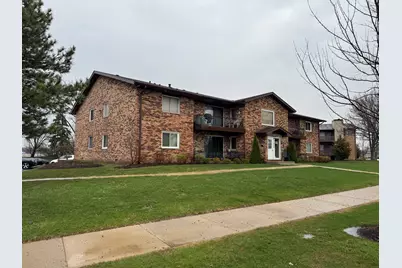 344 Sheridan Drive #1C, Willowbrook, IL 60527 - Photo 1