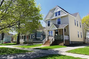 208 N West St, Waukegan, IL 60085 - Photo 1