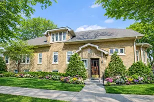 5900 N Talman Ave, Chicago, IL 60659 - Photo 1