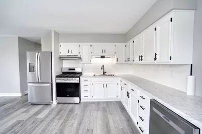 615 Best Avenue, Dekalb, IL 60115 - Photo 3