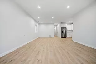 5326 W 31st St, Cicero, IL 60804 - Photo 3