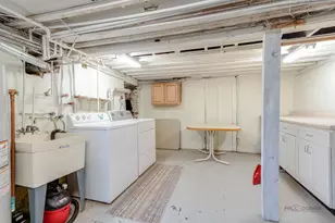 105 Lincoln Ave, Fox River Grove, IL 60021 - Photo 23