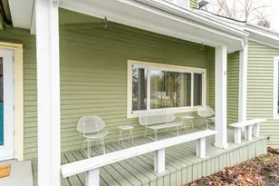 105 Lincoln Ave, Fox River Grove, IL 60021 - Photo 3