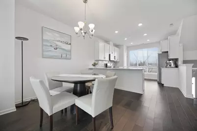 2317 Alumni Drive, Schaumburg, IL 60173 - Photo 5