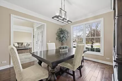 808 Wedgewood Drive, Crystal Lake, IL 60014 - Photo 13