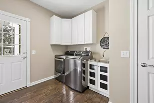 808 Wedgewood Dr, Crystal Lake, IL 60014 - Photo 17