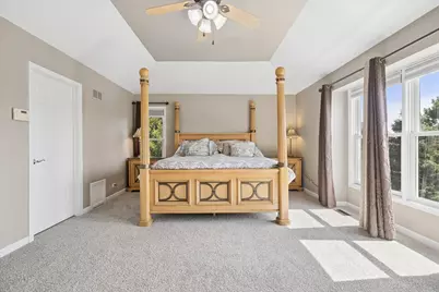 808 Wedgewood Drive, Crystal Lake, IL 60014 - Photo 25