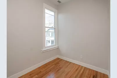 2112 W Roscoe Street #2R, Chicago, IL 60618 - Photo 9
