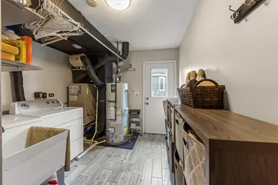 2356 Richmond Drive, Wheaton, IL 60189 - Photo 17