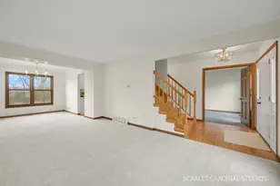 749 Holly Dr, Bartlett, IL 60103 - Photo 5