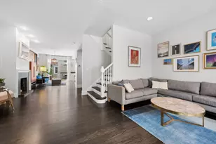 1463 W Sunnyside Ave, Chicago, IL 60640 - Photo 9