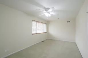 425 S Harvey Ave, Oak Park, IL 60302 - Photo 17