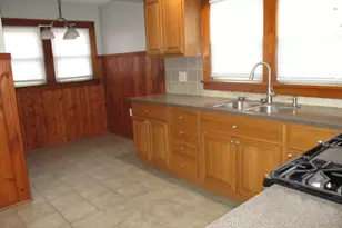 1802 Church St, Streator, IL 61364 - Photo 5