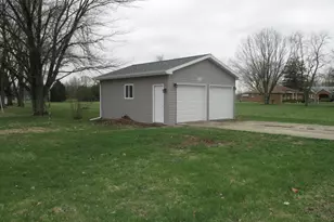 1802 Church St, Streator, IL 61364 - Photo 9