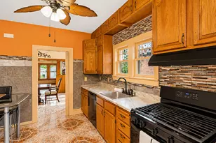 1002 W Marion St, Joliet, IL 60436 - Photo 17