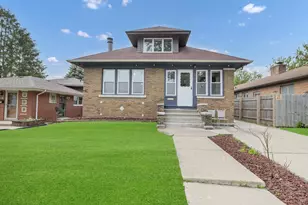 1002 W Marion St, Joliet, IL 60436 - Photo 1