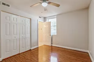 702 Reba Pl, Evanston, IL 60201 - Photo 9