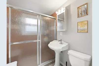 5135 W Melrose Street, Chicago, IL 60641 - Photo 25