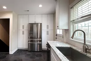 240 Hatlen Ave, Mount Prospect, IL 60056 - Photo 15