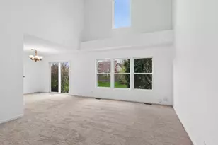 2546 Heritage Ct, Geneva, IL 60134 - Photo 3