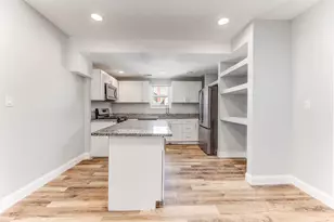 12148 S Eggleston Ave S, Chicago, IL 60628 - Photo 3