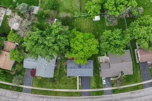 6534 Taylor Dr, Woodridge, IL 60517 - Photo 25
