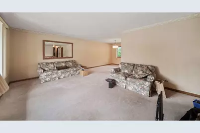 6534 Taylor Drive, Woodridge, IL 60517 - Photo 21