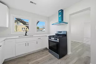 400 S Hebbard St, Joliet, IL 60433 - Photo 9