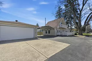 400 S Hebbard St, Joliet, IL 60433 - Photo 1