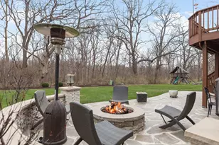 347 Windham Cir, Yorkville, IL 60560 - Photo 39