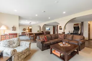 347 Windham Cir, Yorkville, IL 60560 - Photo 29