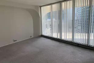 300 N State St, Chicago, IL 60654 - Photo 5