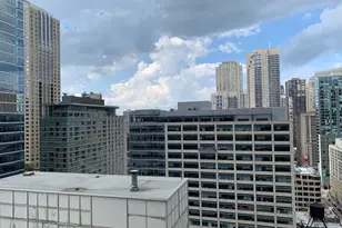 300 N State St, Chicago, IL 60654 - Photo 3