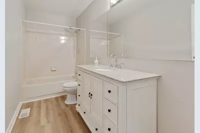 3245 Gresham Lane E, Aurora, IL 60504 - Photo 19